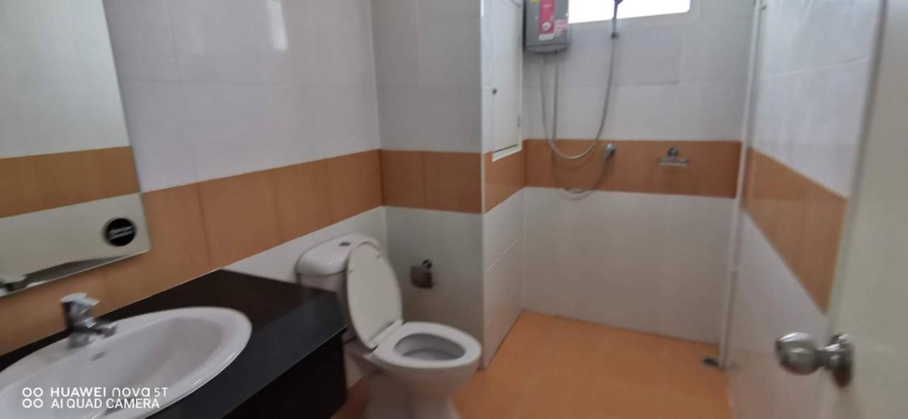 Sure Guesthouse Kamala Beach Eksteriør billede