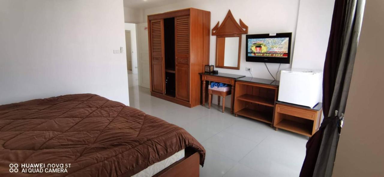 Sure Guesthouse Kamala Beach Eksteriør billede