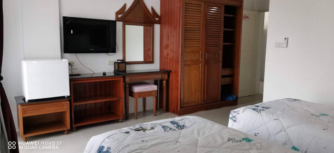 Sure Guesthouse Kamala Beach Eksteriør billede
